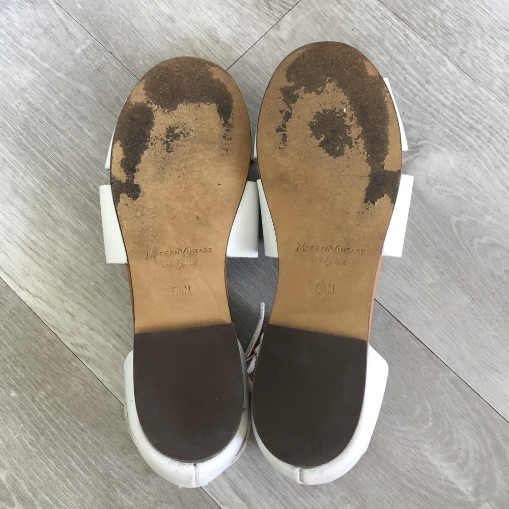 Handmade White Ankle Strap Summer Sandals - Picture 7 of 8